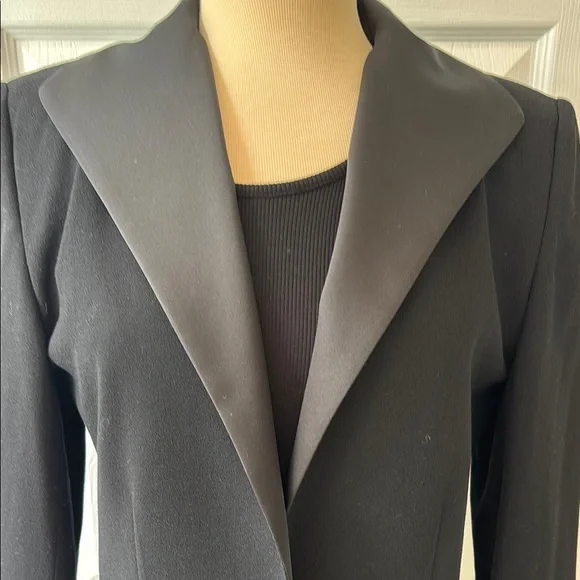 Vintage Bergdorf Goodman Tuxedo Elegant Black Women's Blazer - Picture 2 of 12